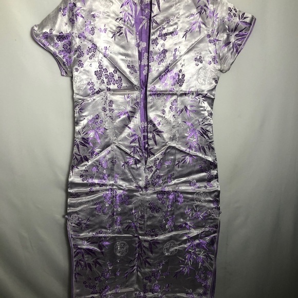 Womens Oriental Dress. Silver And Purple. Size 17” Pit To Pit. Small - Picture 5 of 9